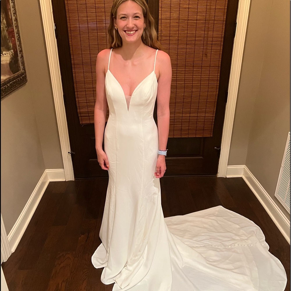 Ivory Wedding dress never worn or altered - Picture 3 of 5